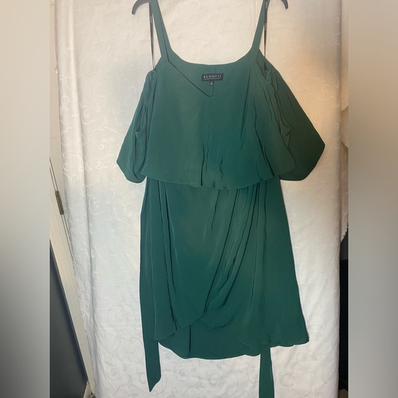 NWT Eloquii Plus  Green Off Cold Shoulder Wrap Dress - Picture 14 of 14
